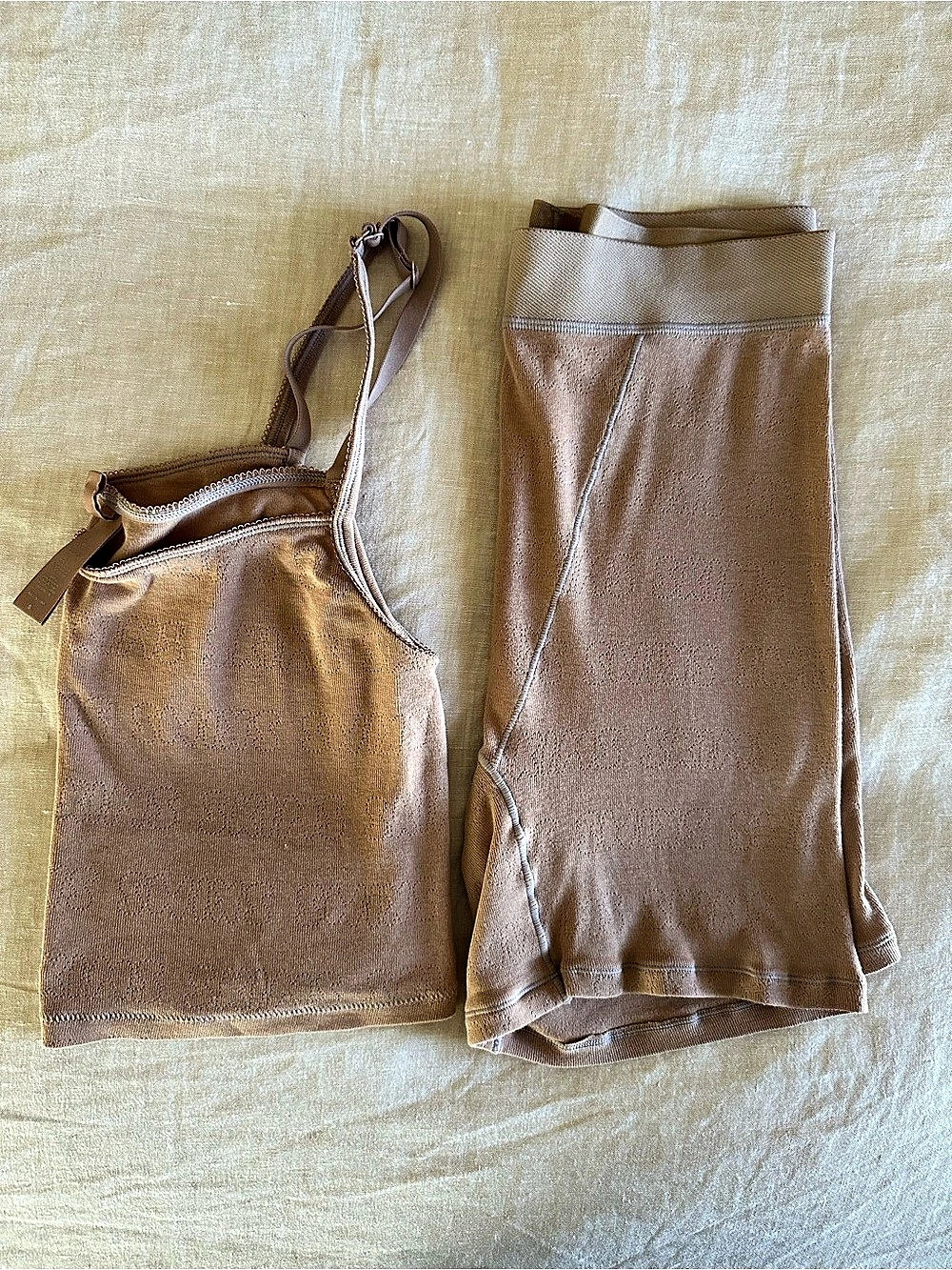 SKIMS Set - Picture 2 of 3